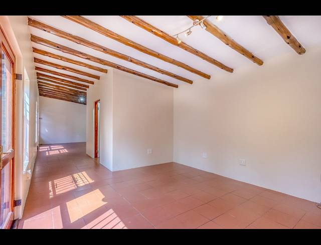 7 BEDROOM HOUSE RENTED IN BRYANSTON